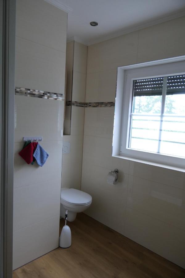 Ferienwohnung Weideglueck Osten Ngoại thất bức ảnh