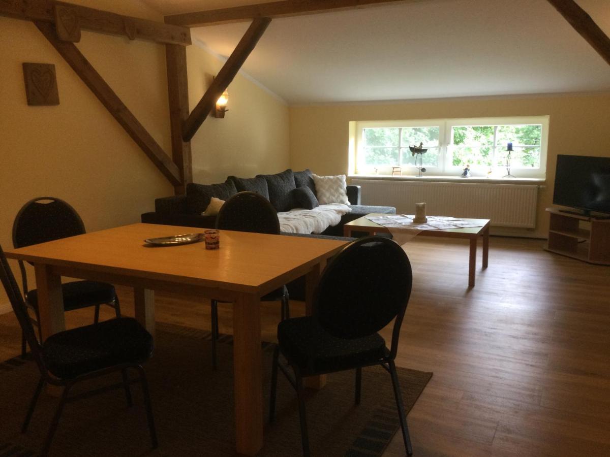 Ferienwohnung Weideglueck Osten Ngoại thất bức ảnh