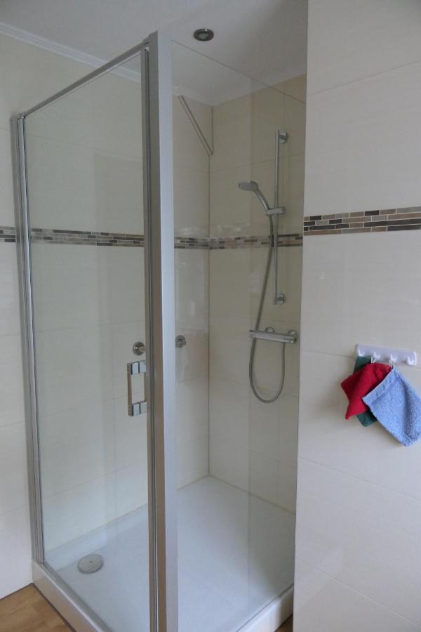 Ferienwohnung Weideglueck Osten Ngoại thất bức ảnh